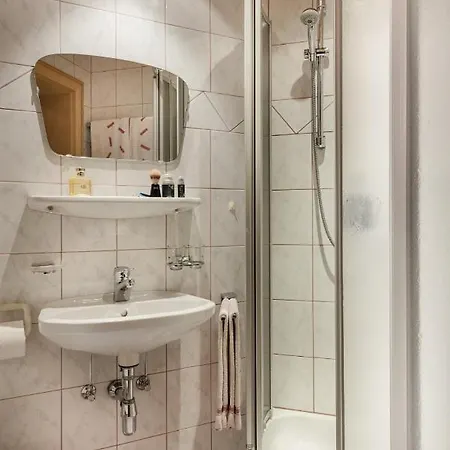 בית הארחה Gaestehaus Gratz - Inklusive Eintritt In Alpentherme דורפגשטיין