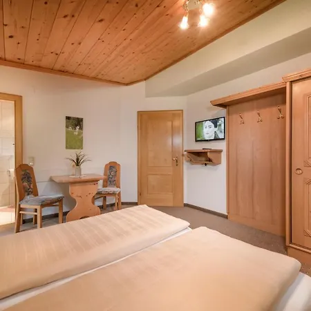 Penzion Gaestehaus Gratz - Inklusive Eintritt In Alpentherme Dorfgastein