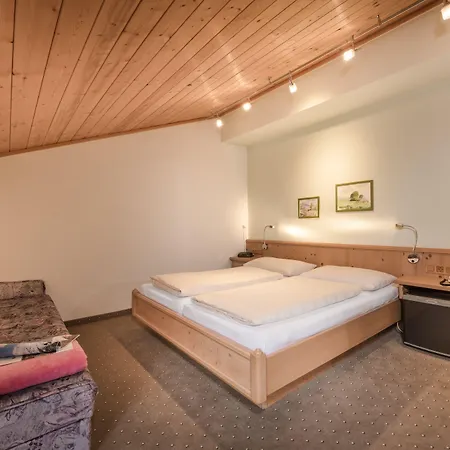 Gaestehaus Gratz - Inklusive Eintritt In Alpentherme 3*