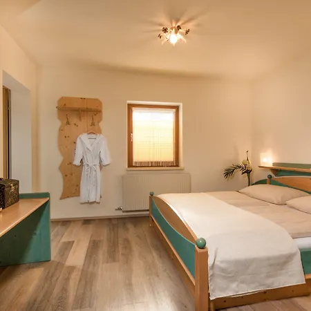 Penzion Gaestehaus Gratz - Inklusive Eintritt In Alpentherme