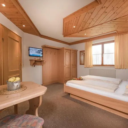 Gaestehaus Gratz - Inklusive Eintritt In Alpentherme Dorfgastein